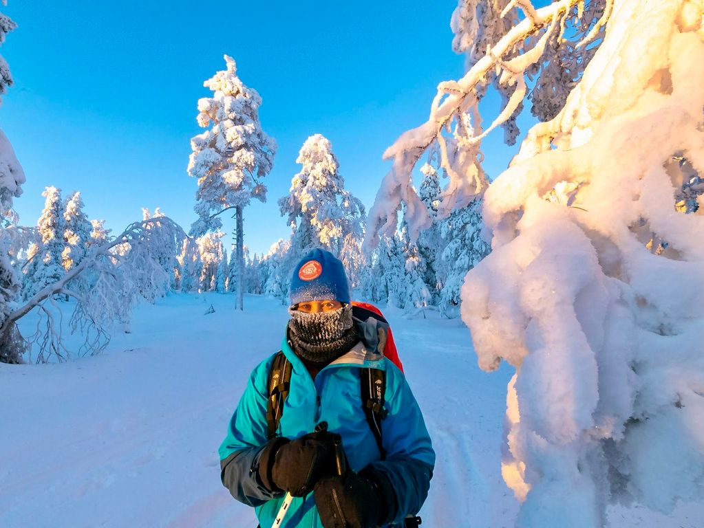 Sneeuwschoenwandelen activiteit met Simi